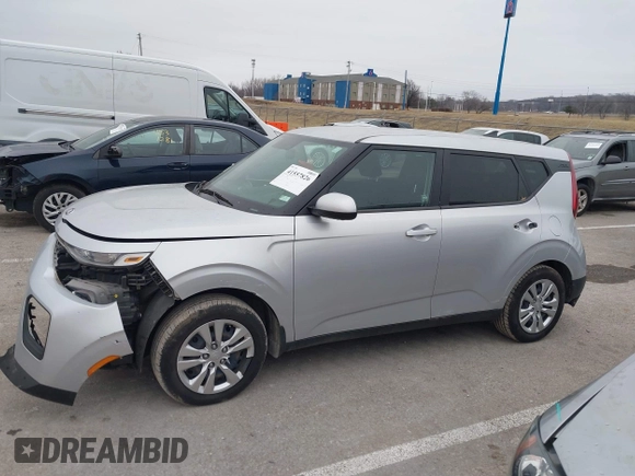 2020 Kia Soul X-Line with VIN KNDJ23AU2L7010963, listed as a IAAI auction lot 41557826 with 104,997 mi miles. Bid and sale history available at carsss.com. Image 15.