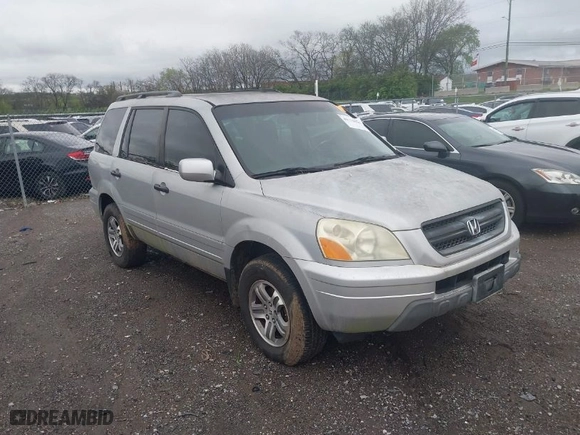 2003 Honda Pilot EX with VIN 2HKYF18533H604995, listed as a IAAI auction lot 41936058 with 205,848 mi miles. Bid and sale history available at carsss.com. Image 1.