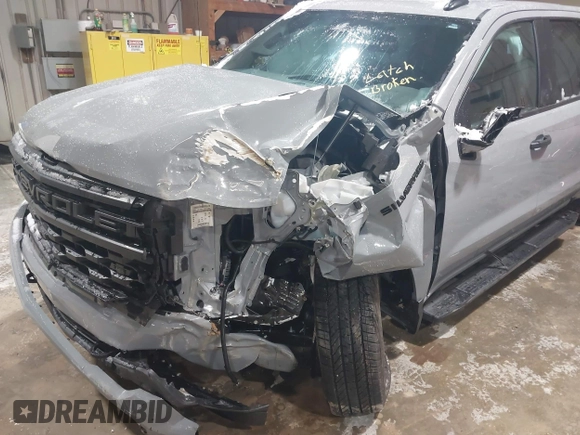 2024 Chevrolet Silverado 1500 Custom with VIN 3GCPDBEK4RG246258, listed as a IAAI auction lot 40882553 with Not Provided miles and . Bid and sale history available at DreamBid. Image 6.