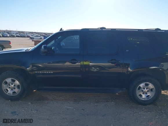 2012 Chevrolet Suburban LT with VIN 1GNSCJE09CR204947, listed as a IAAI auction lot 41501416 with 205,712 mi miles. Bid and sale history available at carsss.com. Image 14.