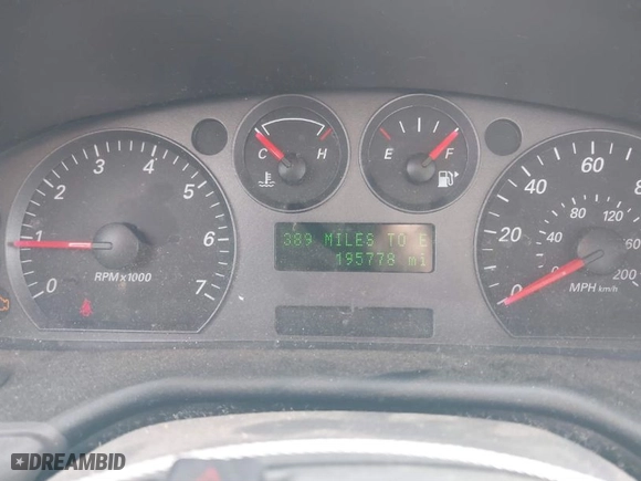 2004 Ford Taurus SEL with VIN 1FAFP56S24G139836, listed as a IAAI auction lot 41605443 with 195,778 mi miles. Bid and sale history available at carsss.com. Image 7.