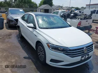 2019 Volkswagen Jetta SEL with VIN 3VWEB7BU8KM171987, listed as a IAAI auction lot 42597141 with 45,620 mi miles and . Bid and sale history available at DreamBid. Image 1.