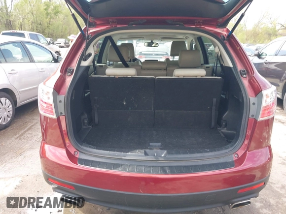 2011 Mazda CX-9 Grand Touring z VIN JM3TB2DA6B0310296, wystawiony jako IAAI lot #42022744 z przebiegiem 163 889 mil mil oraz . Historia ofert i sprzedaży dostępna na DreamBid. Obrazek 17.