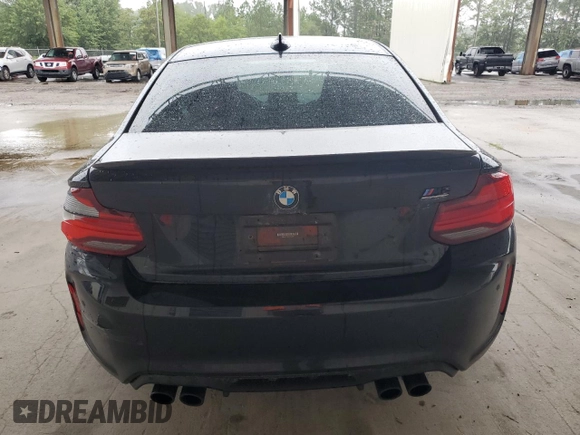 2020 BMW M2 Competition z VIN WBS2U7C03L7E15628, wystawiony jako Copart lot #66347314 z przebiegiem 68 147 mil mil oraz Czysty tytuł • Clean title. Historia ofert i sprzedaży dostępna na DreamBid. Obrazek 6.