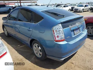 2007 Toyota Prius z VIN JTDKB20U077668819, wystawiony jako IAAI lot #42179765 z przebiegiem 178 388 mil mil oraz . Historia ofert i sprzedaży dostępna na DreamBid. Obrazek 3.