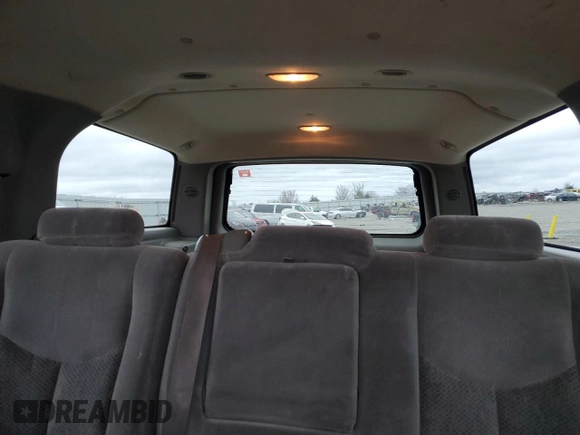 2005 Chevrolet Suburban LT with VIN 1GNEC16Z95J187286, listed as a Copart auction lot 86953594 with 238,312 mi miles and Salvage Title. Bid and sale history available at carsss.com. Image 10.