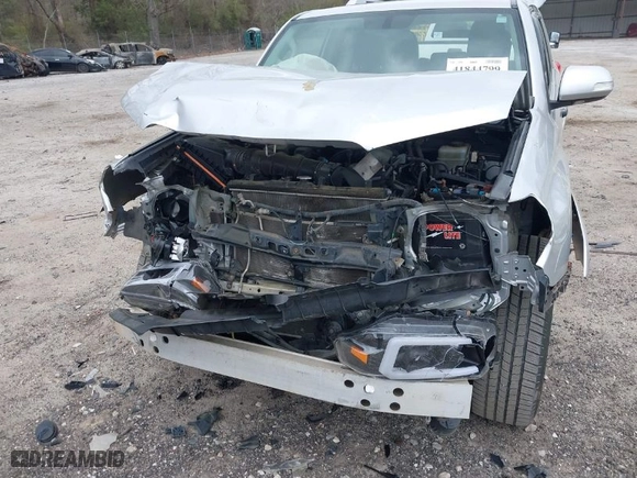 2011 Toyota 4Runner SR5 with VIN JTEZU5JR9B5021016, listed as a IAAI auction lot 41844799 with 155,361 mi miles. Bid and sale history available at carsss.com. Image 6.