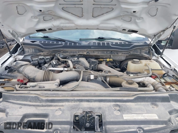 2018 Ford F-250 XL with VIN 1FT7X2BT2JEC25506, listed as a IAAI auction lot 42477834 with 118,703 mi miles and . Bid and sale history available at DreamBid. Image 10.