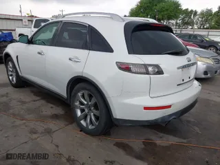2005 Infiniti FX35 with VIN JNRAS08U25X100346, listed as a IAAI auction lot 41915612 with 175,921 mi miles. Bid and sale history available at carsss.com. Image 3.