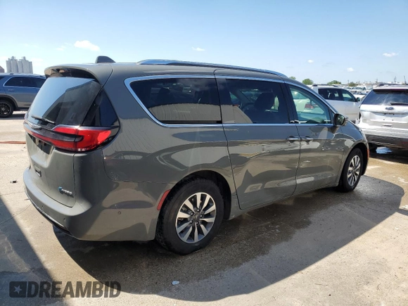 2021 Chrysler Pacifica Hybrid Touring L with VIN 2C4RC1L72MR599413, listed as a Copart auction lot 56419875 with 108,986 mi miles and Salvage title. Bid and sale history available at DreamBid. Image 3.