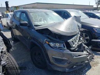2019 Jeep Compass Sport z VIN 3C4NJCAB2KT614851, wystawiony jako IAAI lot #42554192 z przebiegiem Nie podano mil oraz . Historia ofert i sprzedaży dostępna na DreamBid. Obrazek 1.