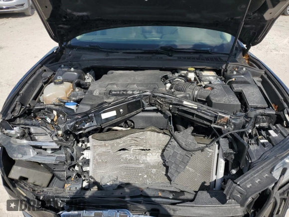 2019 Lincoln Continental Select z VIN 1LN6L9SK0K5611264, wystawiony jako Copart lot #52401395 z przebiegiem 18 310 mil mil oraz Szkoda całkowita • Salvage title. Historia ofert i sprzedaży dostępna na DreamBid. Obrazek 11.