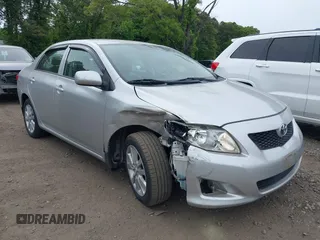 2010 Toyota Corolla z VIN 1NXBU4EE3AZ377078, wystawiony jako IAAI lot #42355051 z przebiegiem 202 547 mil mil oraz . Historia ofert i sprzedaży dostępna na DreamBid. Obrazek 6.
