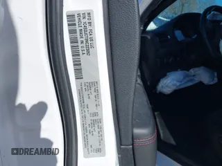 2022 Dodge Durango R/T z VIN 1C4SDJCT8NC223062, wystawiony jako IAAI lot #41228752 z przebiegiem Nie podano mil oraz . Historia ofert i sprzedaży dostępna na DreamBid. Obrazek 9.