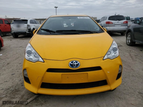 2014 Toyota Prius c One with VIN JTDKDTB34E1075887, listed as a Copart auction lot 44738415 with 83,184 mi miles and Clean Title. Bid and sale history available at carsss.com. Image 5.