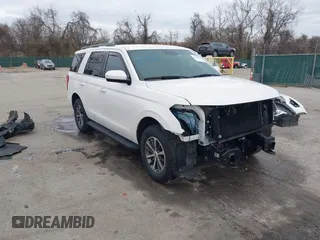 2019 Ford Expedition XLT with VIN 1FMJU1JT9KEA80164, listed as a IAAI auction lot 41907871 with 28,407 mi miles. Bid and sale history available at carsss.com. Image 1.
