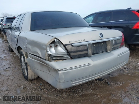 2009 Mercury Grand Marquis LS with VIN 2MEHM75V59X619114, listed as a IAAI auction lot 41685732 with 177,484 mi miles and . Bid and sale history available at DreamBid. Image 3.