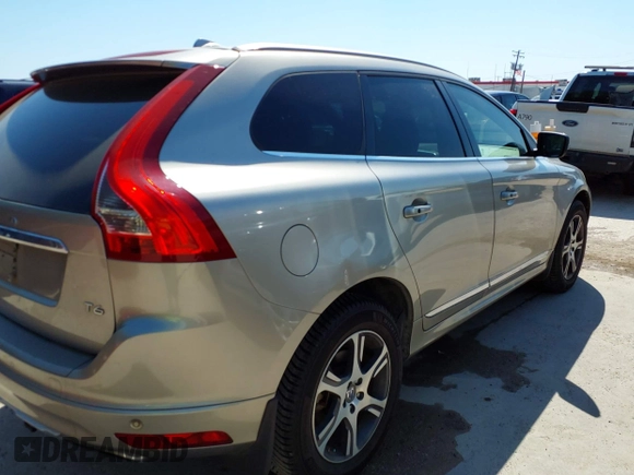 2015 Volvo XC60 T6 Drive-E Platinum с VIN YV449MDM8F2664536, выставлен на аукционе IAAI как лот 42037988 с пробегом 126 550 миль миль и . История ставок и продаж доступна на DreamBid. Изображение 6.