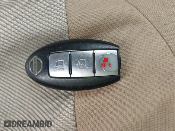 2007 Nissan Versa SL z VIN 3N1BC13E17L422145, wystawiony jako IAAI lot #42048022 z przebiegiem 225 047 mil mil oraz . Historia ofert i sprzedaży dostępna na DreamBid. Obrazek 11.
