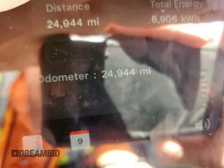 2023 Tesla Model Y Long Range z VIN 7SAYGDEE1PA155629, wystawiony jako Copart lot #52234735 z przebiegiem 24 944 mil mil oraz Szkoda całkowita • Salvage title. Historia ofert i sprzedaży dostępna na DreamBid. Obrazek 9.