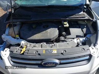 2016 Ford Escape SE with VIN 1FMCU0G9XGUB90670, listed as a IAAI auction lot 41694382 with 167,631 mi miles. Bid and sale history available at carsss.com. Image 10.