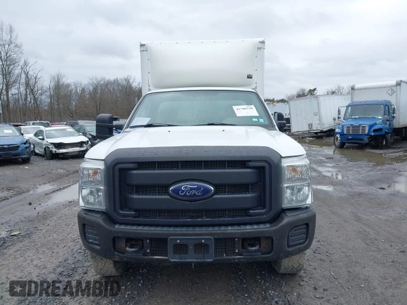 2015 Ford F-250 XL with VIN 1FDBF2B66FED21648, listed as a IAAI auction lot 41700328 with 370,599 mi miles and . Bid and sale history available at DreamBid. Image 12.