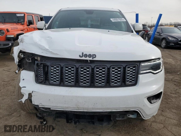 2020 Jeep Grand Cherokee Altitude z VIN 1C4RJFAG4LC420107, wystawiony jako Copart lot #44001055 z przebiegiem 44 747 mil mil oraz Szkoda całkowita • Salvage title. Historia ofert i sprzedaży dostępna na DreamBid. Obrazek 5.