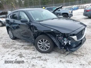2024 Mazda CX-5 2.5 S Preferred Package with VIN JM3KFBCL0R0424338, listed as a IAAI auction lot 41311767 with 11,880 mi miles. Bid and sale history available at carsss.com. Image 1.