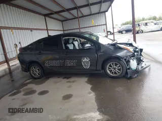 2016 Toyota Prius Two z VIN JTDKBRFU8G3008146, wystawiony jako IAAI lot #41920005 z przebiegiem 116 613 mil mil oraz . Historia ofert i sprzedaży dostępna na DreamBid. Obrazek 14.