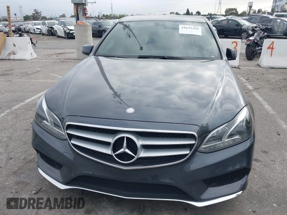 2014 Mercedes-Benz E-Class E 250 BlueTEC Luxury with VIN WDDHF0EB6EA942847, listed as a IAAI auction lot 41631294 with 48,650 mi miles. Bid and sale history available at carsss.com. Image 6.