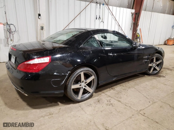2013 Mercedes-Benz SL-Class SL 550 with VIN WDDJK7DA8DF015719, listed as a Copart auction lot 70886274 with 45,763 mi miles and Salvage Title. Bid and sale history available at carsss.com. Image 3.