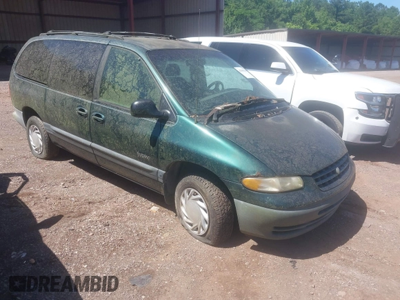 1998 Plymouth Voyager SE z VIN 1P4GP44G3WB563657, wystawiony jako IAAI lot #42306338 z przebiegiem 109 205 mil mil oraz . Historia ofert i sprzedaży dostępna na DreamBid. Obrazek 1.