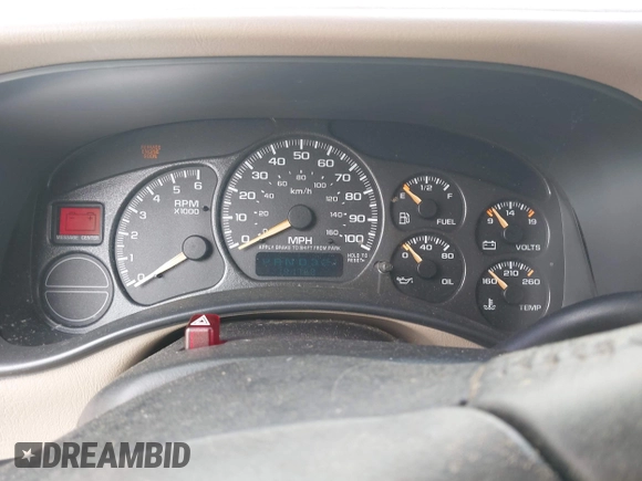 2002 Chevrolet Tahoe LT with VIN 1GNEC13Z02R272809, listed as a IAAI auction lot 42124897 with 191,768 mi miles. Bid and sale history available at carsss.com. Image 7.