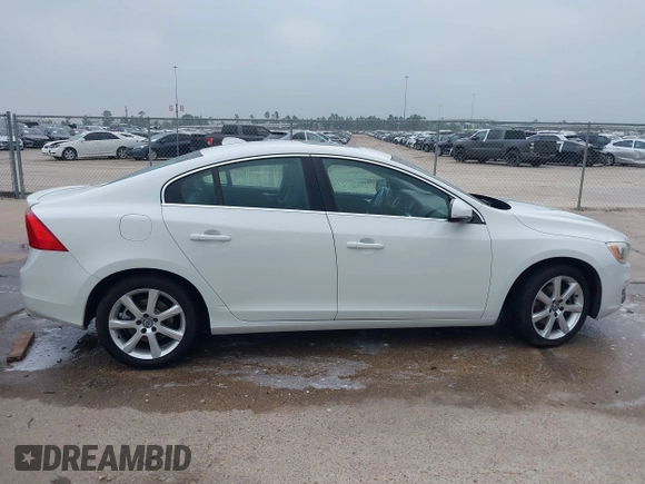 2016 Volvo S60 T5 Drive-E Premier with VIN YV126MFK9G2390547, listed as a IAAI auction lot 41908944 with 109,268 mi miles. Bid and sale history available at carsss.com. Image 13.