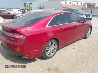 2014 Lincoln MKZ with VIN 3LN6L2G92ER806197, listed as a IAAI auction lot 41931284 with 1 mi miles. Bid and sale history available at carsss.com. Image 4.