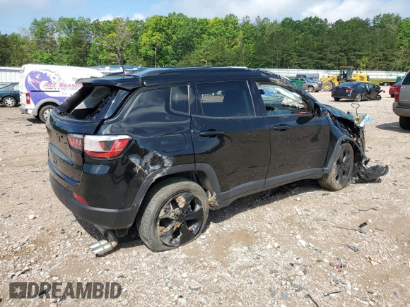 2019 Jeep Compass Altitude with VIN 3C4NJDBB1KT781349, listed as a Copart auction lot 55498805 with 40,365 mi miles and Salvage title. Bid and sale history available at DreamBid. Image 3.