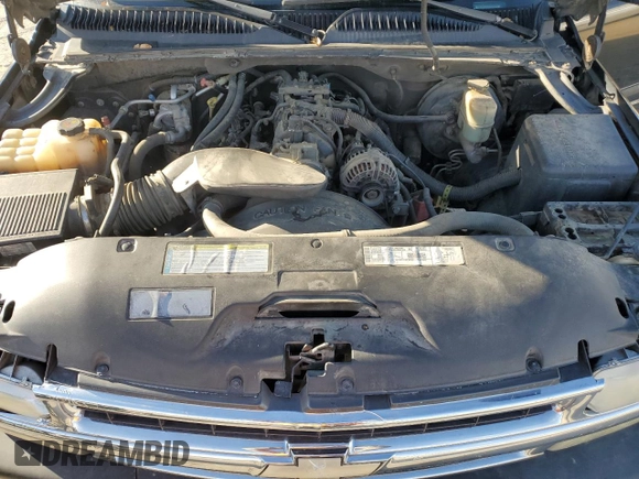 2000 Chevrolet Suburban LS with VIN 3GNEC16T6YG141156, listed as a Copart auction lot 75569064 with 246,247 mi miles and Salvage title. Bid and sale history available at DreamBid. Image 13.