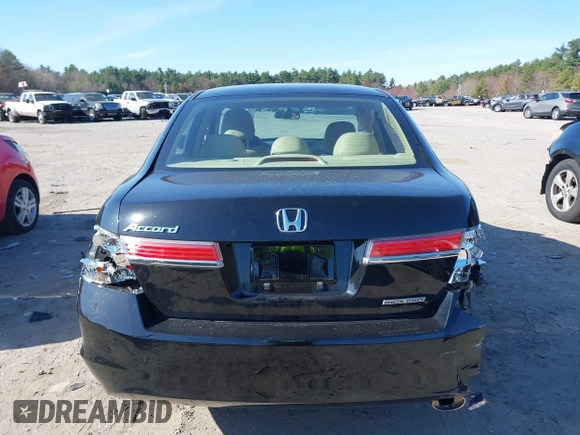2012 Honda Accord SE z VIN 1HGCP2F61CA101404, wystawiony jako IAAI lot #42038839 z przebiegiem 121 506 mil mil oraz . Historia ofert i sprzedaży dostępna na DreamBid. Obrazek 17.