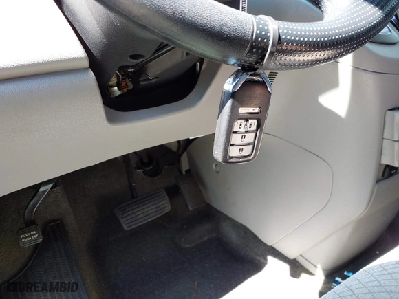 2016 Honda Odyssey SE with VIN 5FNRL5H38GB109733, listed as a IAAI auction lot 41882527 with 123,087 mi miles. Bid and sale history available at carsss.com. Image 11.