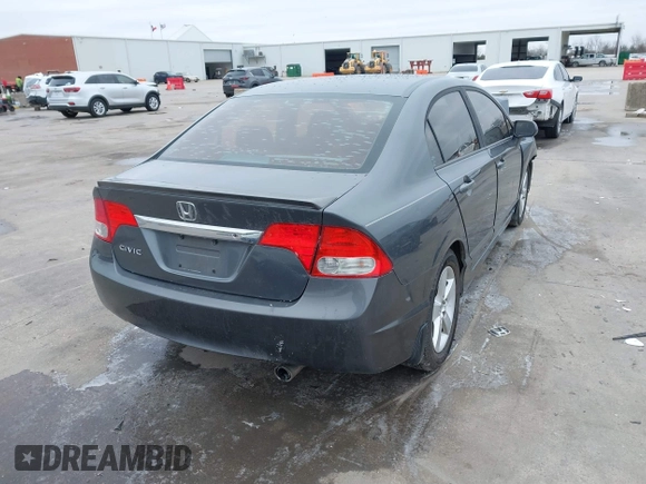 2009 Honda Civic LX-S z VIN 19XFA16609E021833, wystawiony jako IAAI lot #41613501 z przebiegiem 175 714 mil mil oraz . Historia ofert i sprzedaży dostępna na DreamBid. Obrazek 4.