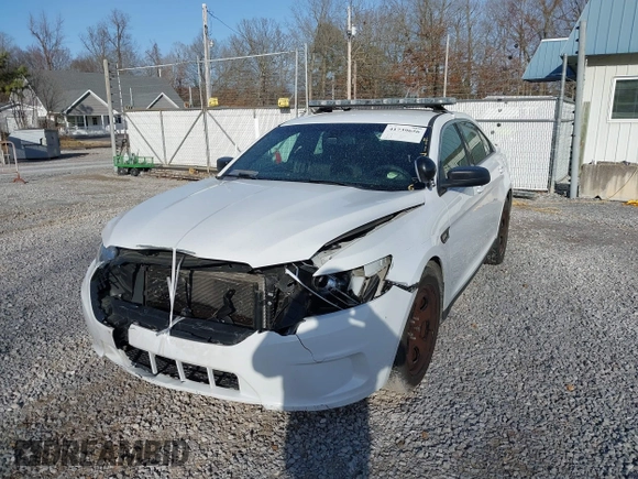 2019 Ford Police Interceptor Sedan with VIN 1FAHP2MK7KG108850, listed as a IAAI auction lot 41739656 with 62,421 mi miles. Bid and sale history available at carsss.com. Image 6.