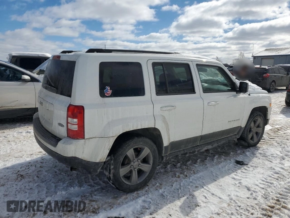 2014 Jeep Patriot Latitude with VIN 1C4NJPFA9ED887934, listed as a Copart auction lot 45456955 with 179,990 mi miles and Clean Title. Bid and sale history available at carsss.com. Image 3.