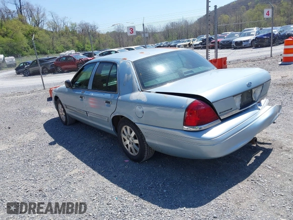 2007 Ford Crown Victoria LX z VIN 2FAFP74V37X122518, wystawiony jako IAAI lot #42071004 z przebiegiem 228 547 mil mil oraz . Historia ofert i sprzedaży dostępna na DreamBid. Obrazek 3.