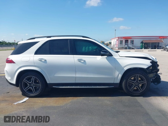 2024 Mercedes-Benz GLE 350 z VIN 4JGFB4FB1RB001630, wystawiony jako IAAI lot #42320875 z przebiegiem 43 973 mil mil oraz . Historia ofert i sprzedaży dostępna na DreamBid. Obrazek 14.