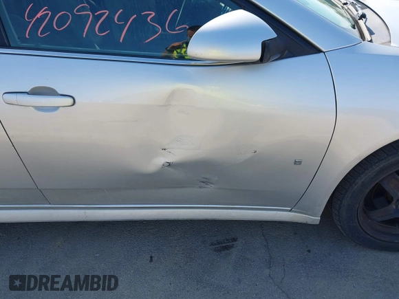 2009 Pontiac G6 1SB z VIN 1G2ZJ57B094263057, wystawiony jako IAAI lot #42092436 z przebiegiem 170 212 mil mil oraz . Historia ofert i sprzedaży dostępna na DreamBid. Obrazek 6.