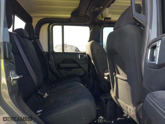 2021 Jeep Gladiator Overland with VIN 1C6HJTFG0ML507773, listed as a IAAI auction lot 41617970 with 95,816 mi miles. Bid and sale history available at carsss.com. Image 8.