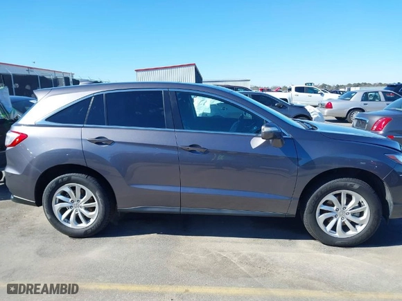 2017 Acura RDX w/Technology Pkg with VIN 5J8TB3H57HL008021, listed as a IAAI auction lot 41575117 with 116,514 mi miles. Bid and sale history available at carsss.com. Image 13.
