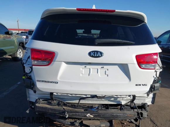 2018 Kia Sorento EX with VIN 5XYPHDA5XJG427027, listed as a IAAI auction lot 41609060 with 191,341 mi miles and . Bid and sale history available at DreamBid. Image 6.