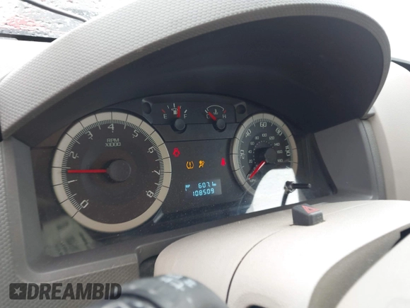 2009 Ford Escape XLS with VIN 1FMCU92729KB54674, listed as a IAAI auction lot 42170275 with 108,509 mi miles and . Bid and sale history available at DreamBid. Image 7.