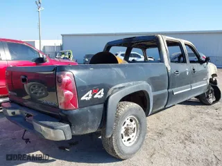2003 Chevrolet Silverado 2500HD LS with VIN 1GCHK23183F167723, listed as a IAAI auction lot 40990388 with 1 mi miles. Bid and sale history available at carsss.com. Image 4.